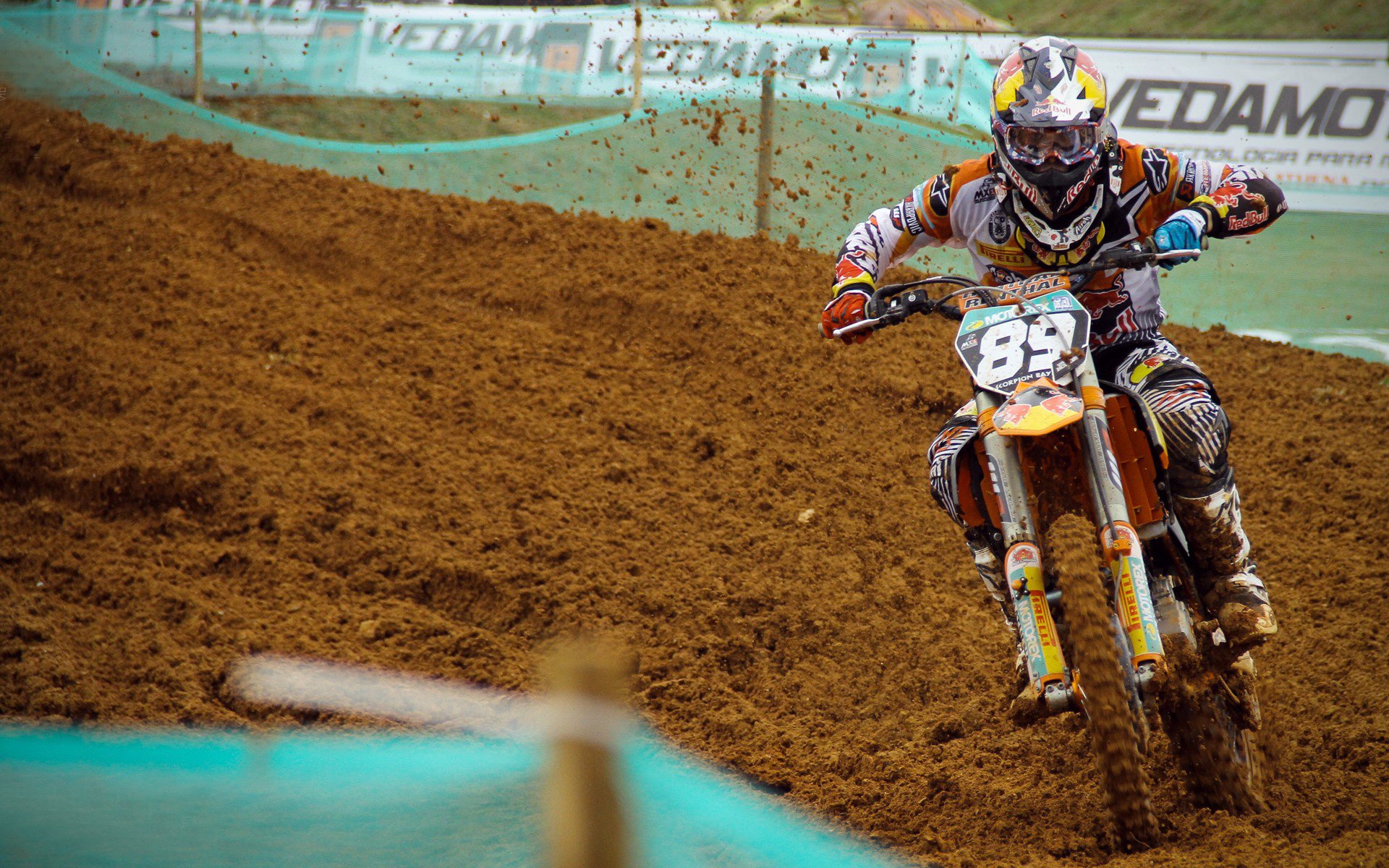 _勇士三分雨不停，战绩节节高升_，勇士三分庆祝动作